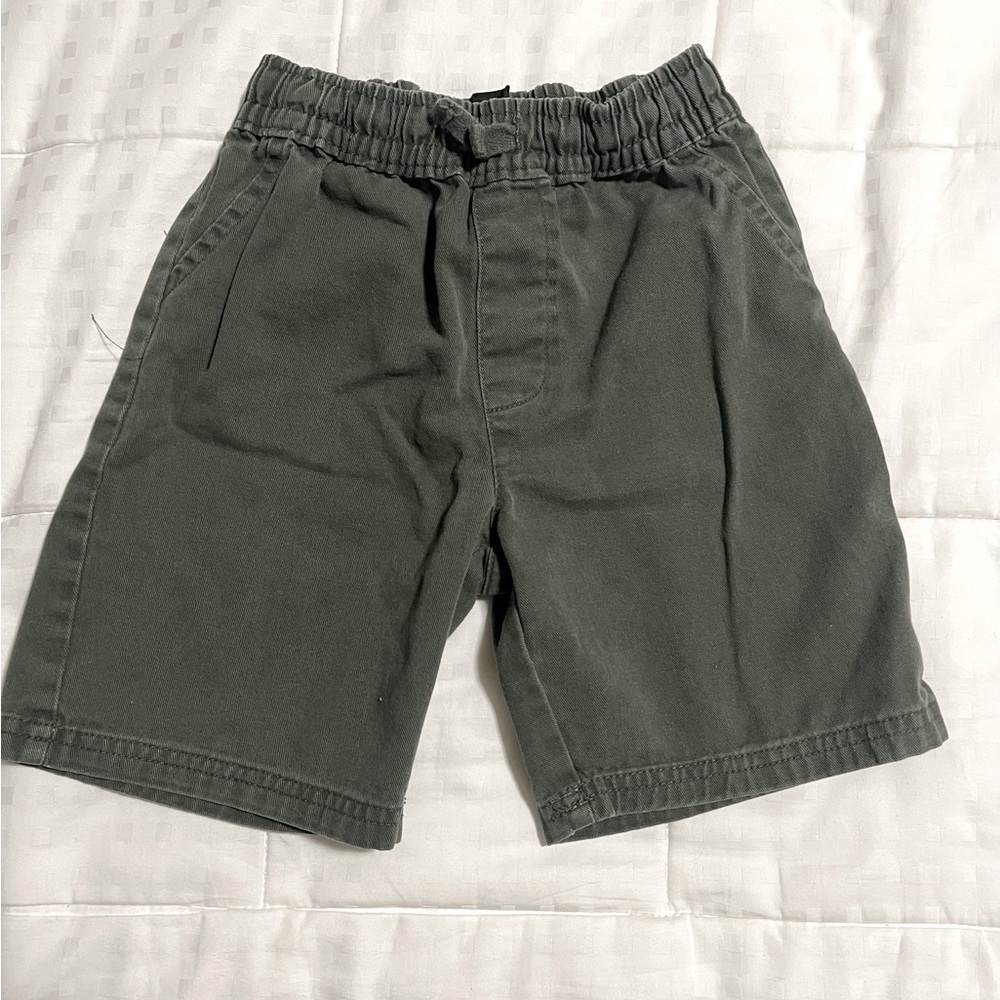 American Hawk boy short